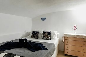 Argyro's Gaia Cozy Traditional Cave