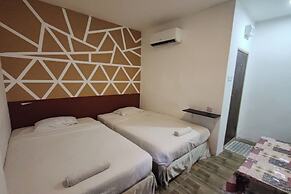 Maleeq Hotel Meru Ipoh