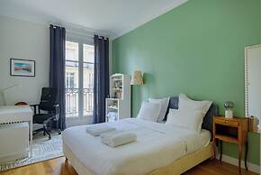 Paris Palais des Congrès residence