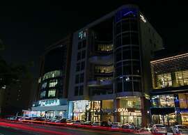 The S Hotel