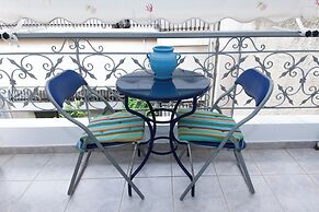 Chrisoupoli Cheerful 2 Bd Apt w Balcony