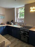 Stunning 2-bedroomed Cottage