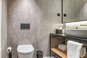 Palatial Suites