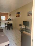 B Apart Hotel