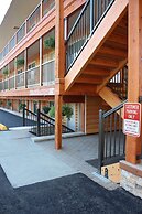 Eagle River Lodge