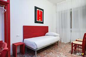 Lia Art Hotel