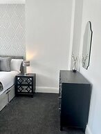 Large Five Bedroom Home with parking