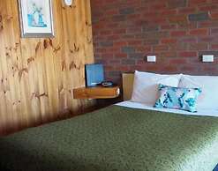 Country Road Motel