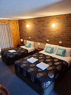Country Road Motel