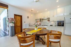 Villa Mangga