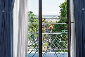 Alma Boutique Hotel