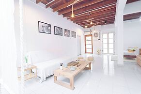 4 Bedroom/5 Beds Villa Din Daeng BKK