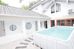 4 Bedroom/5 Beds Villa Din Daeng BKK