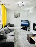 4 Bedrooms Full House Stourbridge Birmingham