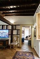 Trevi Fountain Apartment