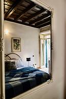 Trevi Fountain Apartment