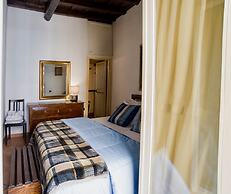 Trevi Fountain Apartment