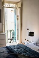 Trevi Fountain Apartment