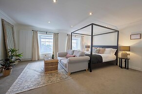 Wilding Hotel