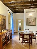 Estate4home - Trevi Fountain Apartment