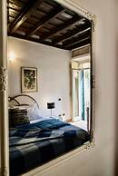 Estate4home - Trevi Fountain Apartment