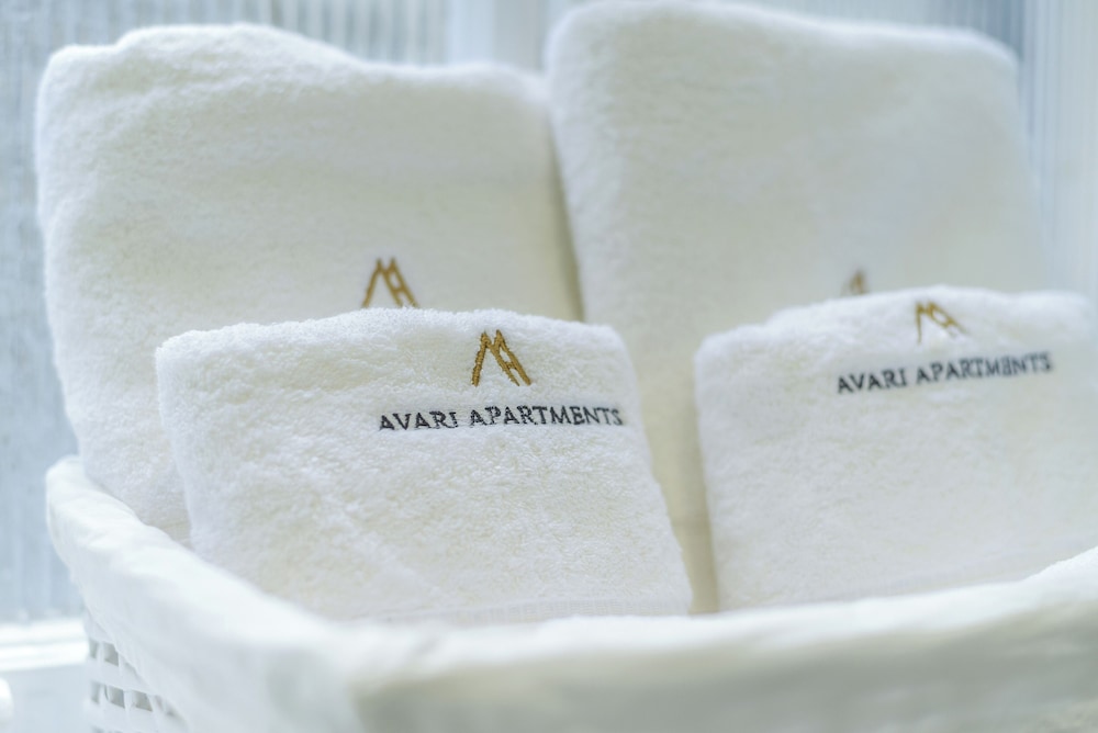 Avari Apartments – Gray’s Collection