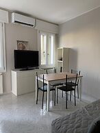 Fairmont Residence Alice by Ca-sa Check
