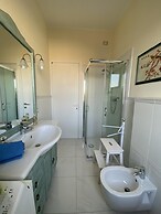 Fairmont Residence Elisabetta by Ca-sa Check