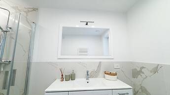 Fairmont Seafront Acquamarine Suite by Ca-sa Check