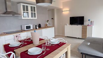 Fairmont Seafront Flamingo Suite by Ca-sa Check