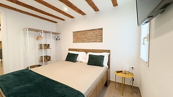 Maison Studio 2 by Ca-sa Check