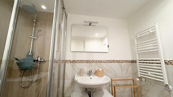 Maison Studio 2 by Ca-sa Check