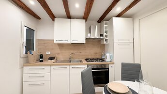 Maison Studio 2 by Ca-sa Check
