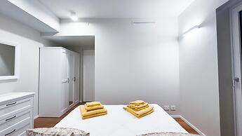 Fairmont Seafront Venice Suite by Ca-sa Chec