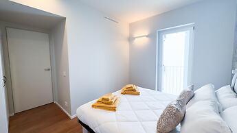 Fairmont Seafront Venice Suite by Ca-sa Chec