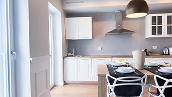 Fairmont Seafront Venice Suite by Ca-sa Chec