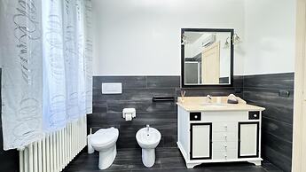 Lady Teresa Apartment by Ca-sa Check