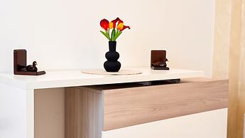 Lady Teresa Apartment by Ca-sa Check