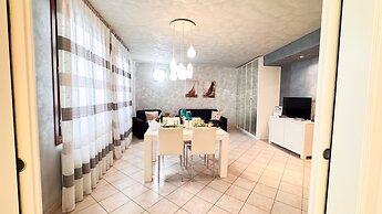 Lady Teresa Apartment by Ca-sa Check