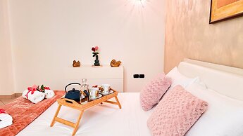 Lady Teresa Apartment by Ca-sa Check