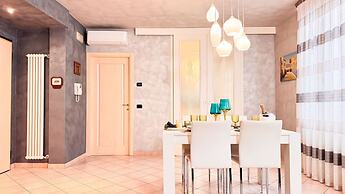 Lady Teresa Apartment by Ca-sa Check