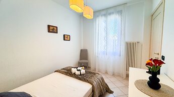 Lady Teresa Apartment by Ca-sa Check