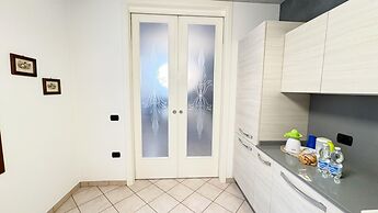 Lady Teresa Apartment by Ca-sa Check