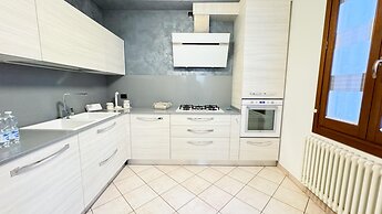 Lady Teresa Apartment by Ca-sa Check