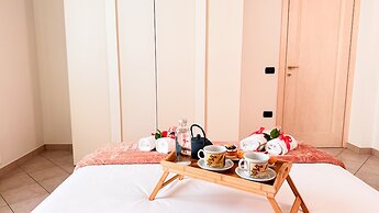 Lady Teresa Apartment by Ca-sa Check