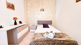 Lady Teresa Apartment by Ca-sa Check