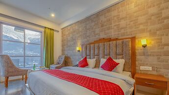Hyacinth Hotel