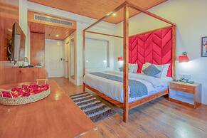 Hyacinth Hotel