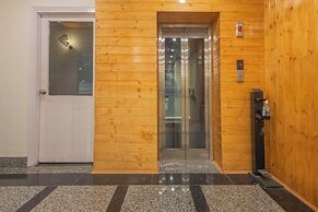Hyacinth Hotel