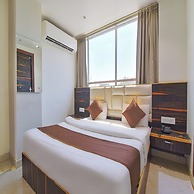 Kaki Hotel & Roof Top Restaurant